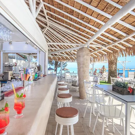 Socrates Plaza Prinos (Thasos)