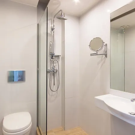 Socrates Plaza Aparthotel 2*