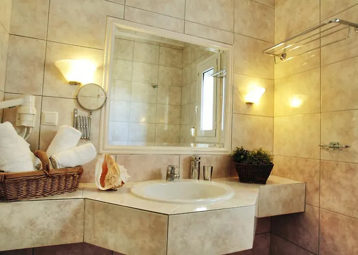 Socrates Plaza Hotel apartamentowy Prínos