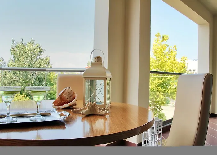 Socrates Plaza Hotel apartamentowy 2*