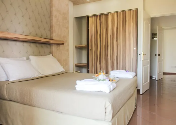 Hotel apartamentowy Socrates Plaza Prínos