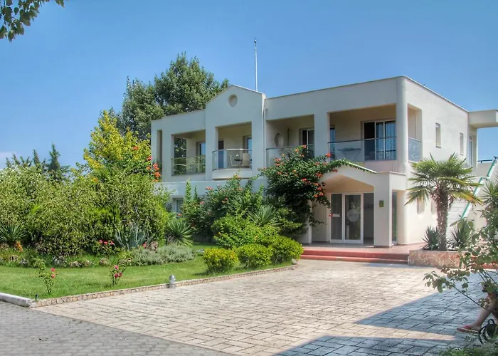 Hotel apartamentowy Socrates Plaza Prínos