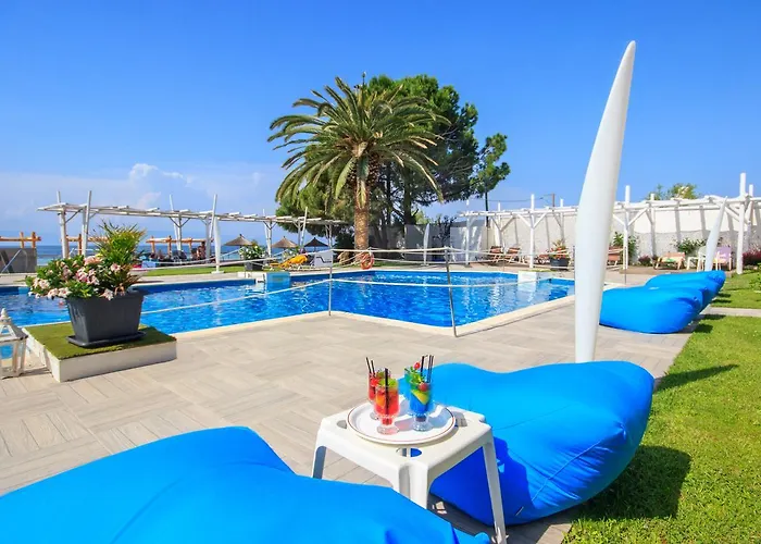 Socrates Plaza Hotel apartamentowy